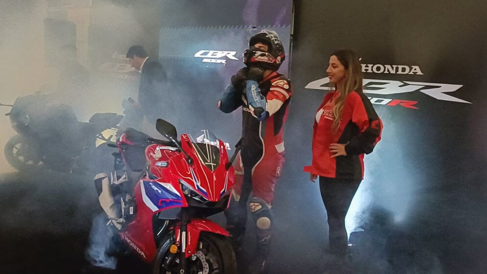 Lanzamiento CBR500R